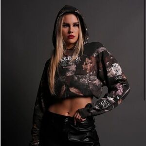 CREATE YOUR OWN LIFE "OWEN" (CROPPED) HOODIE IN DARC BROWN WOODLAND CAMO